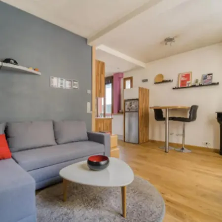 Apartment Nice Near The Moulin Rouge Paris
